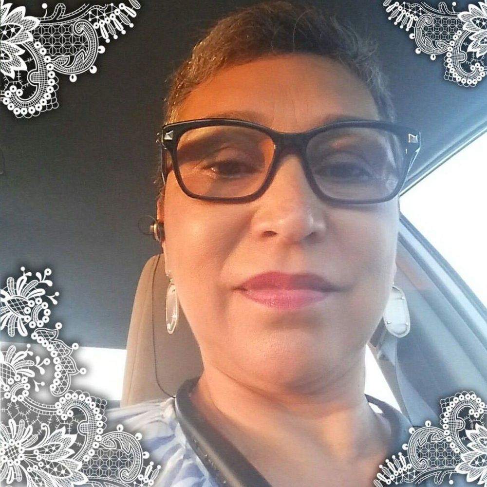 Meet your Posher, Rosy